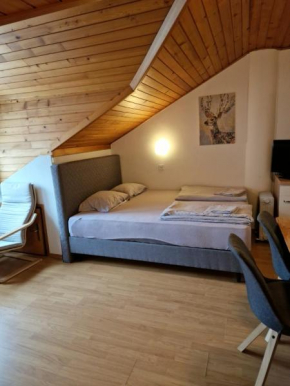 Alpine Sun Apartments